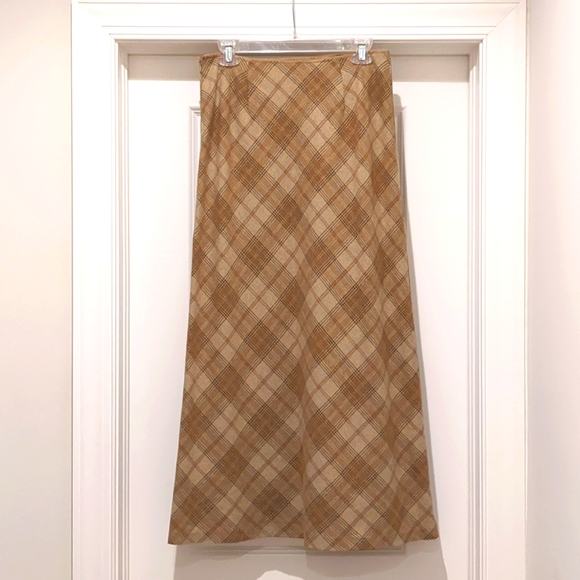 Ann Taylor - Tan Plaid Wool Skirt - Picture 2 of 8